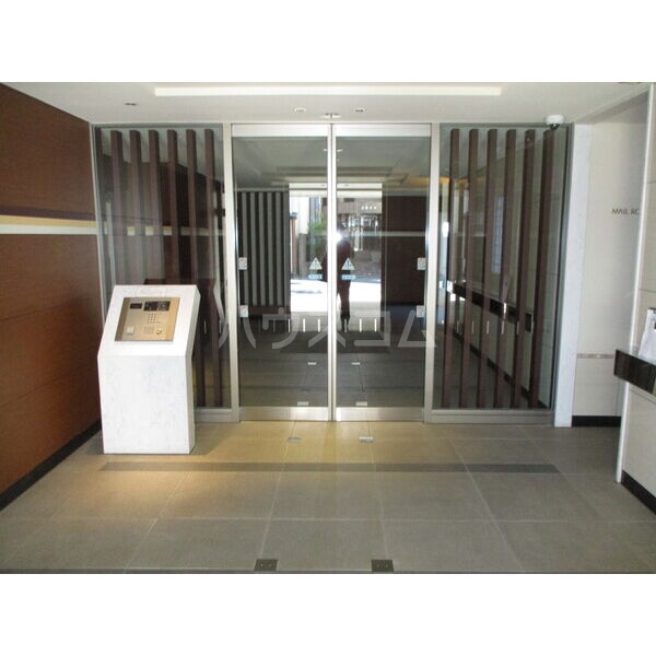 17/29 エントランス