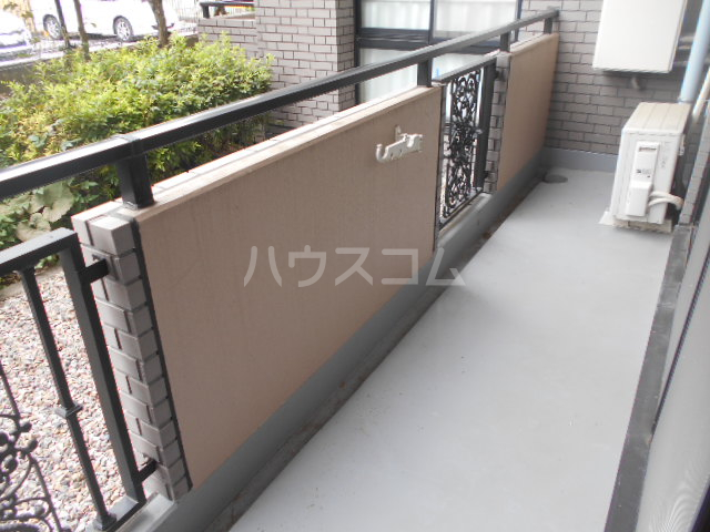 21/30 バルコニー