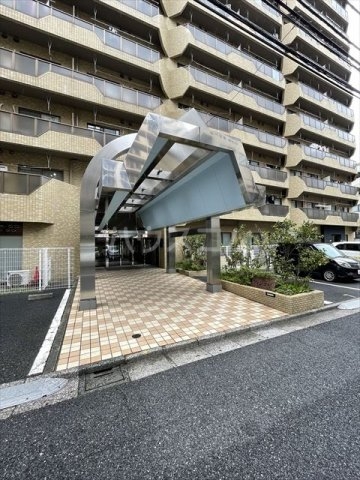 4/10 エントランス