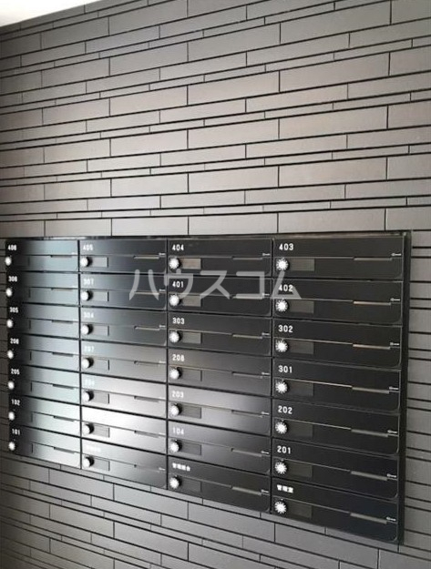 14/21 エントランス