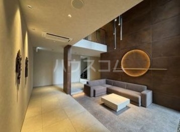 21/29 エントランス