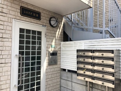 2/3 エントランス