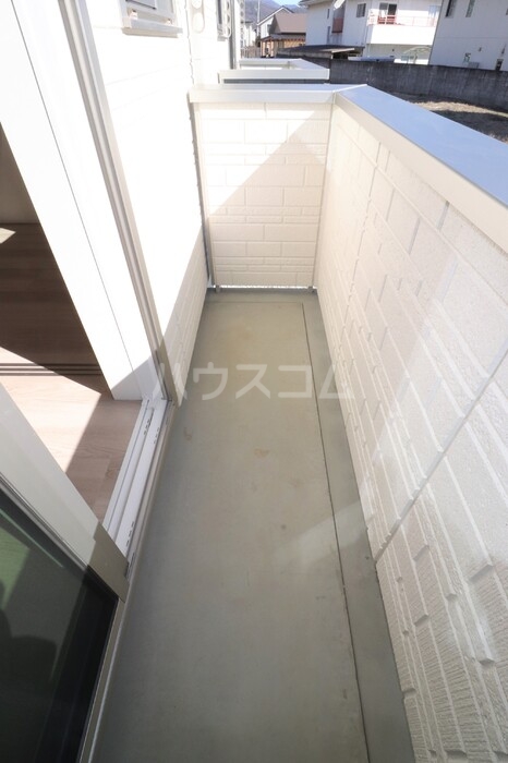 16/23 バルコニー