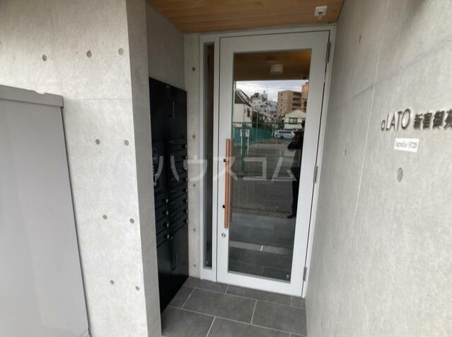 19/21 エントランス