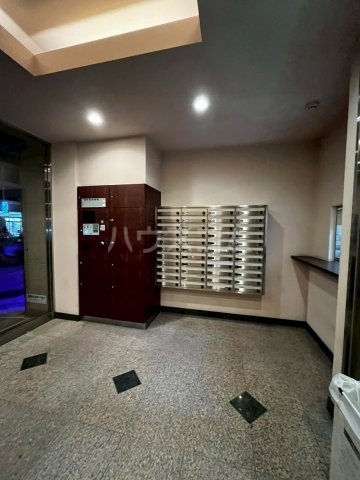 29/30 エントランス