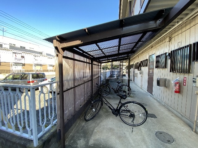 20/30 エントランス