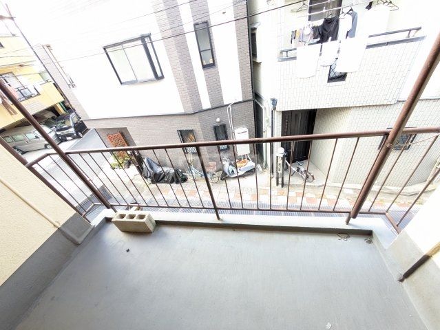 23/30 バルコニー
