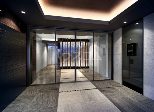 13/22 エントランス