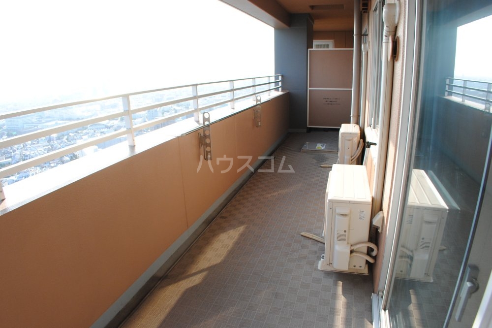 20/30 バルコニー