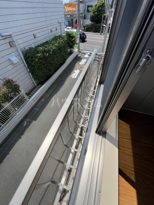15/27 バルコニー