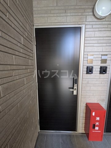 14/30 玄関