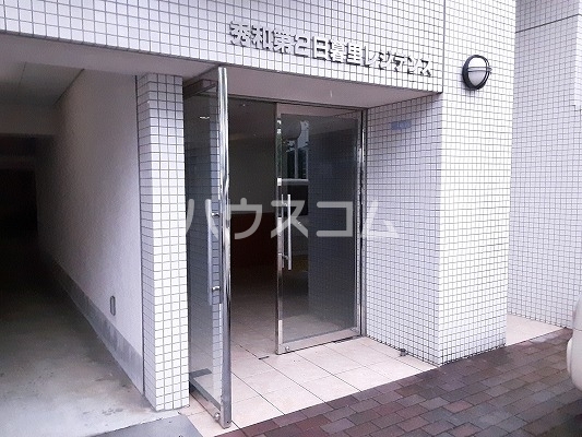 22/30 エントランス