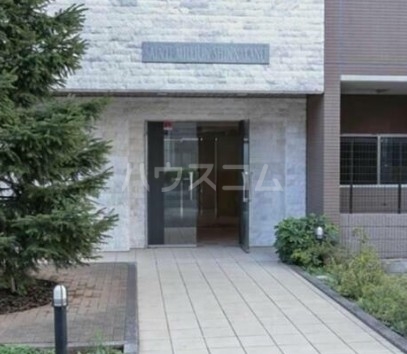 3/3 エントランス