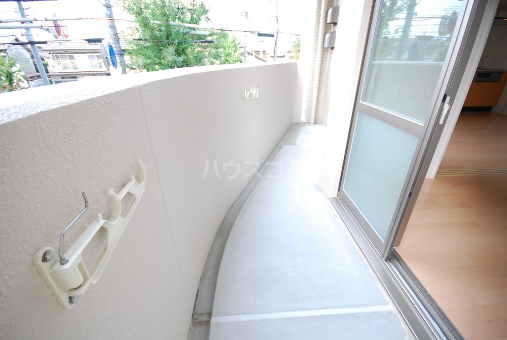 20/30 バルコニー