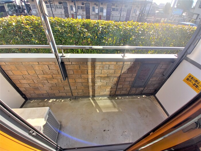 13/23 バルコニー