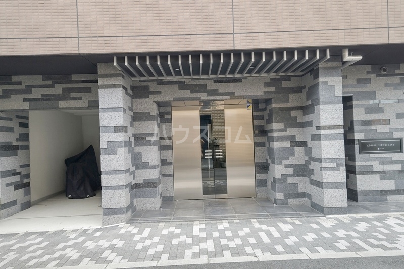 20/24 エントランス