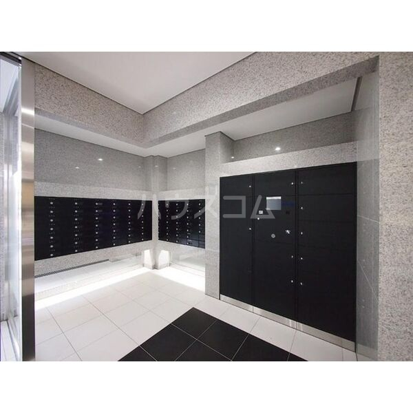 3/10 エントランス