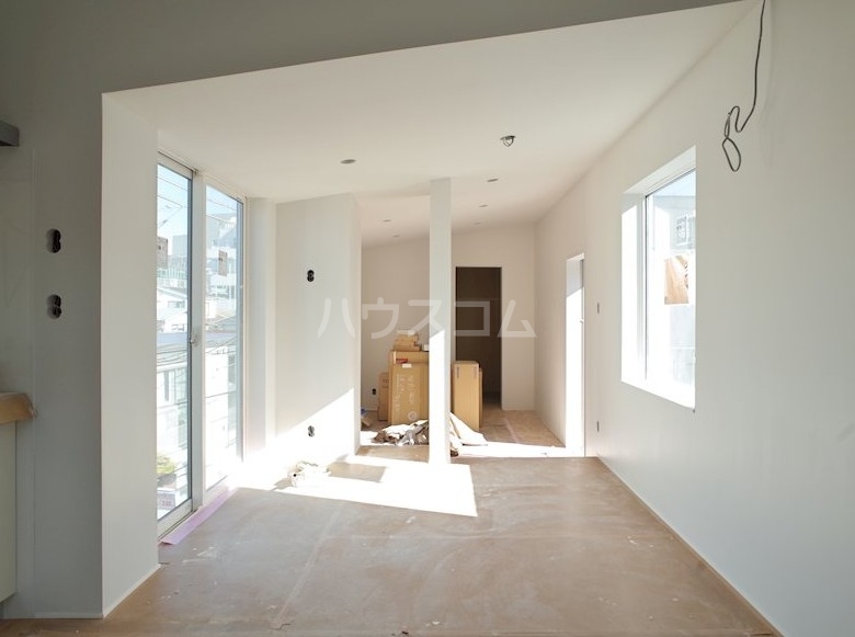 4/13 リビング/ダイニング