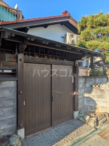 22/24 エントランス