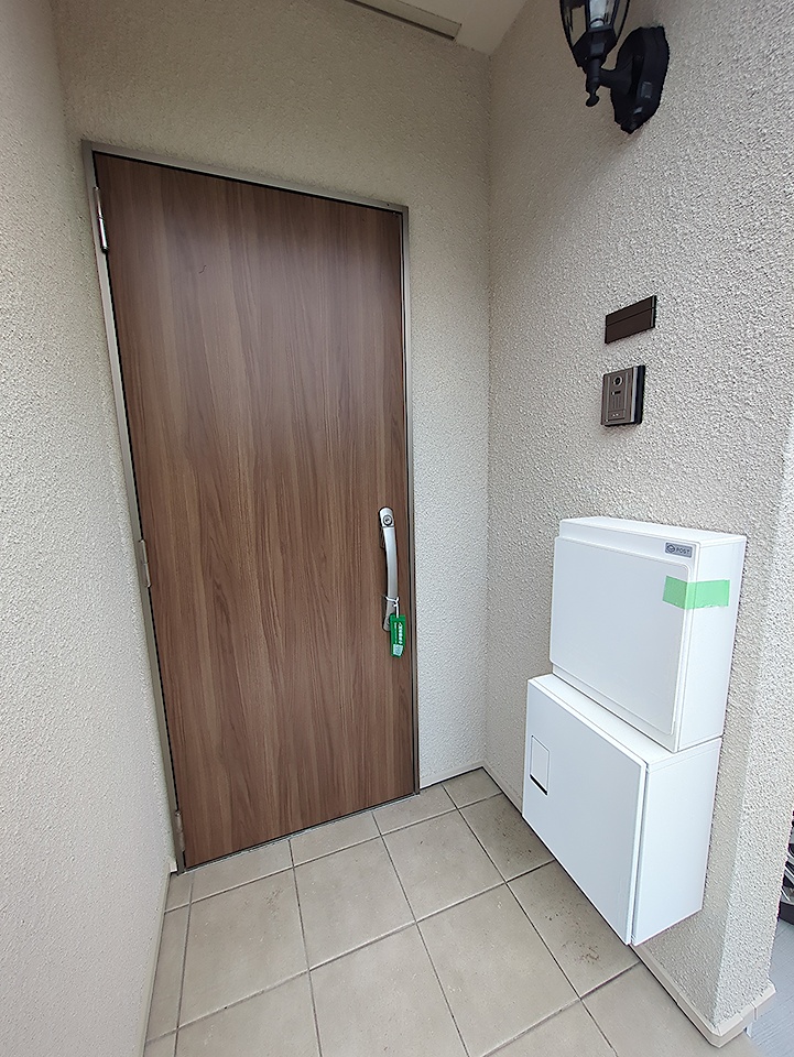 22/30 エントランス
