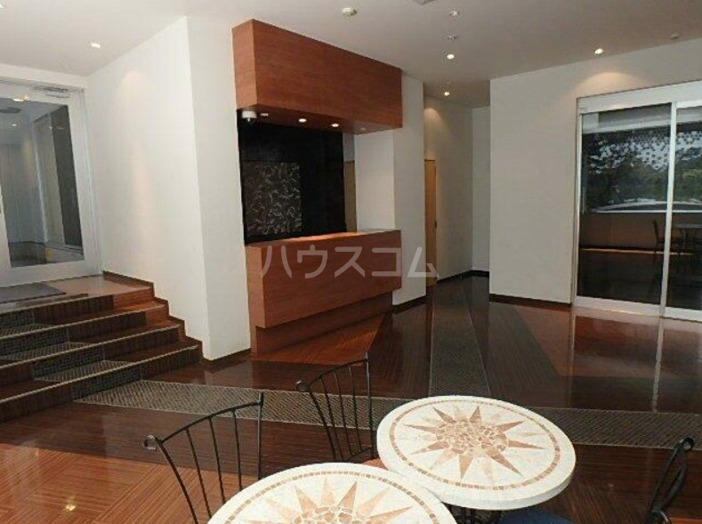 14/24 エントランス