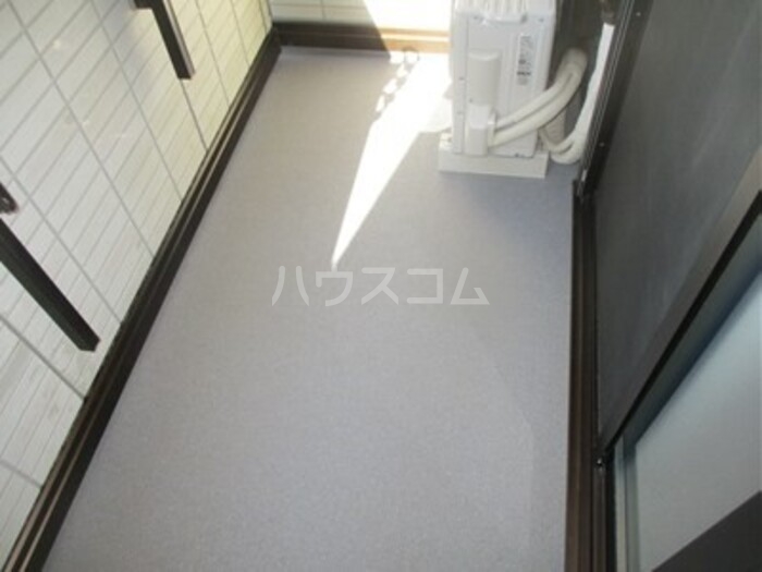 13/22 バルコニー