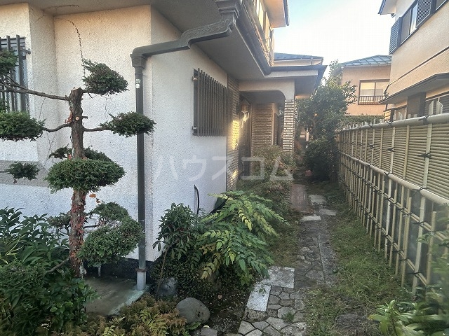 29/30 エントランス