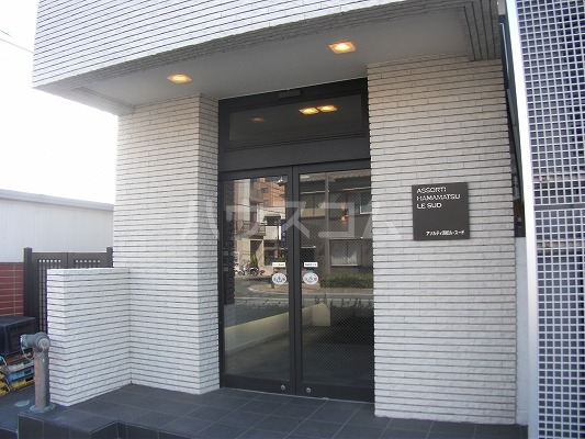 22/30 エントランス