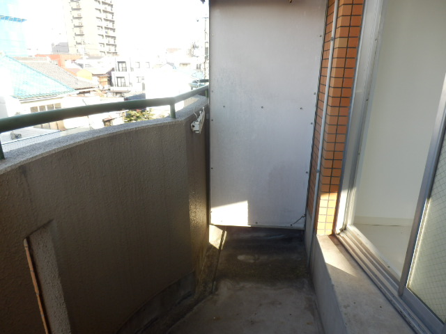 15/28 バルコニー
