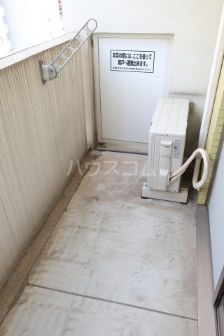 19/30 バルコニー