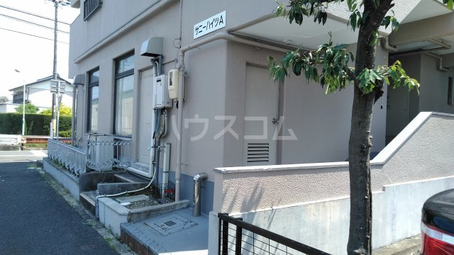 21/29 エントランス