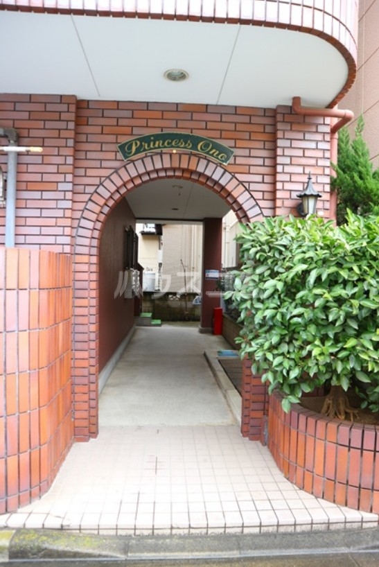 14/24 エントランス