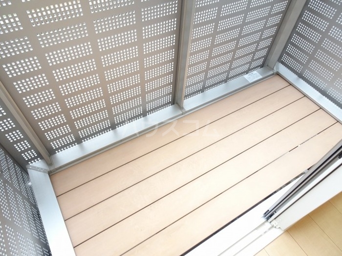 13/27 バルコニー