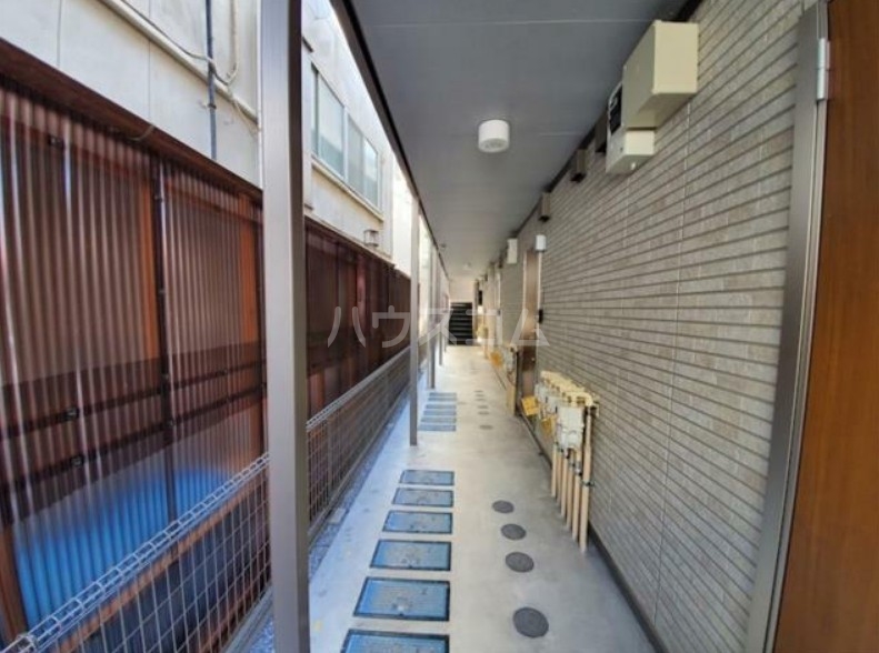 3/4 エントランス