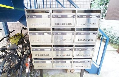 16/26 エントランス