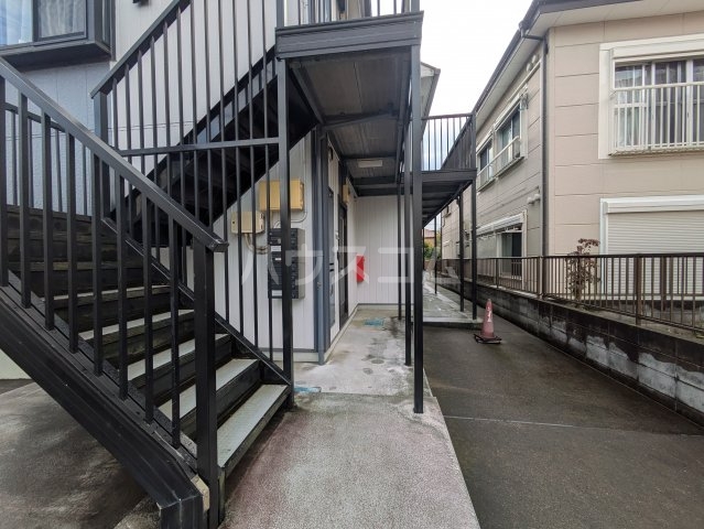 15/26 エントランス