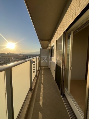 14/28 バルコニー