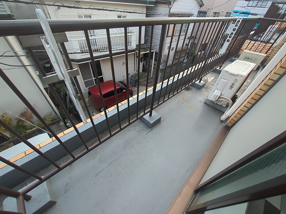 20/30 バルコニー