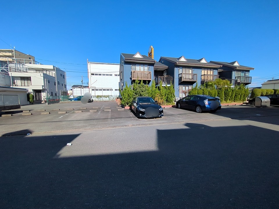 22/30 駐車場