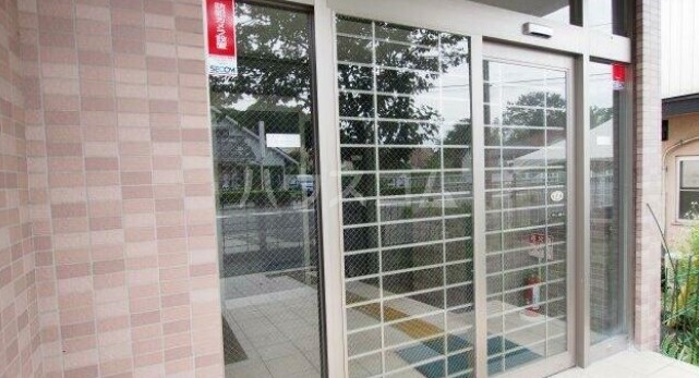 19/25 エントランス