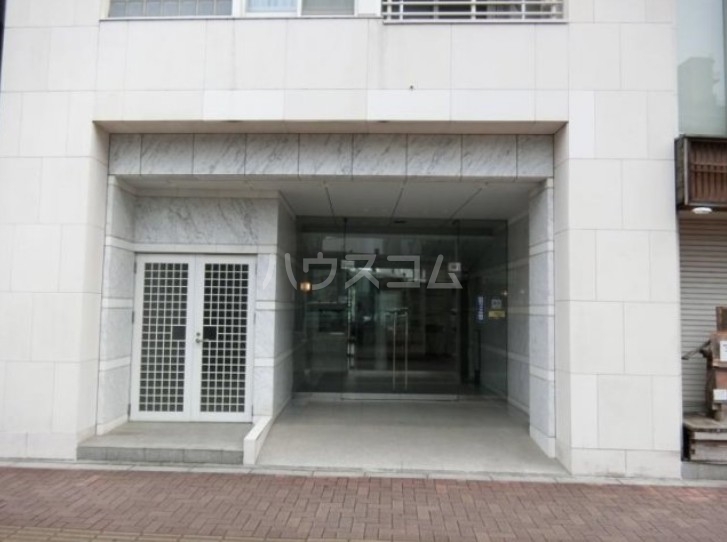 19/29 エントランス