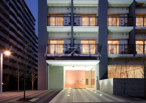 20/29 エントランス