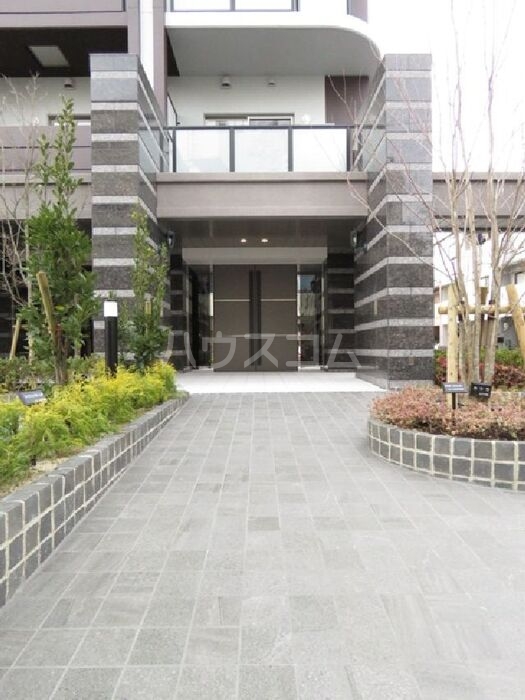 17/21 エントランス