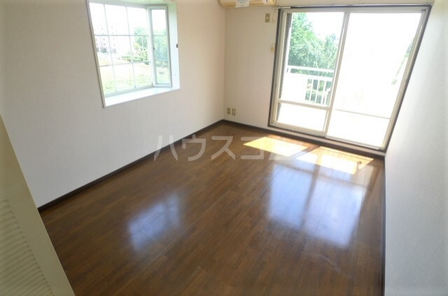 14/28 バルコニー