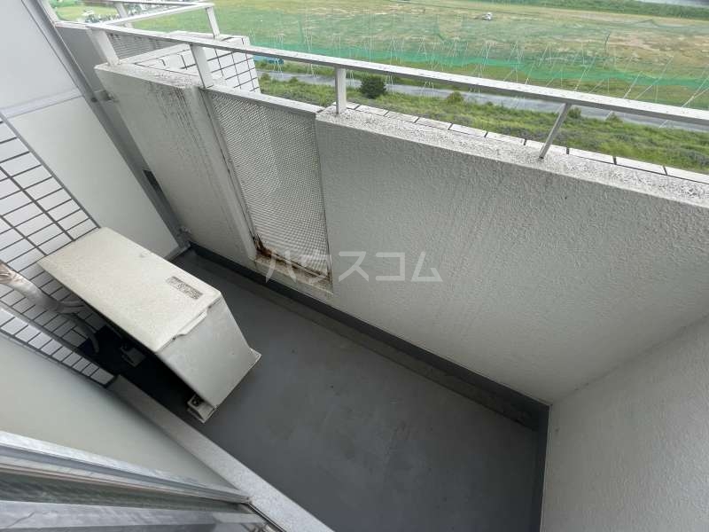 15/23 バルコニー