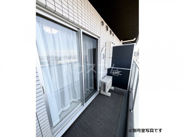 14/28 バルコニー