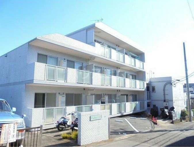 15/16 エントランス