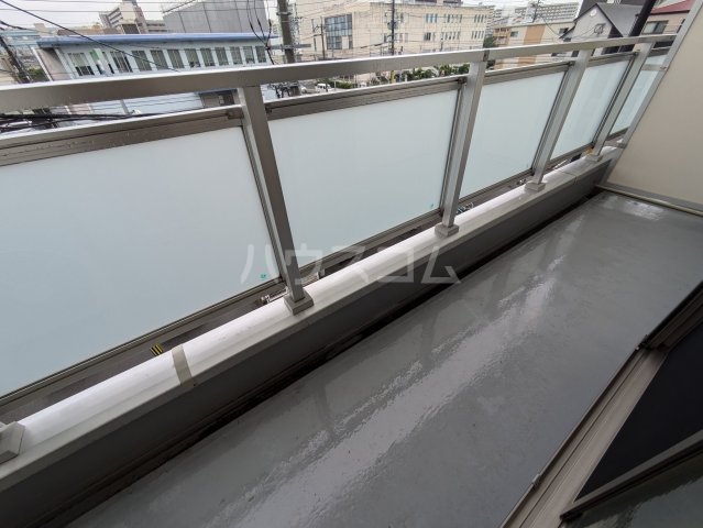 13/22 バルコニー