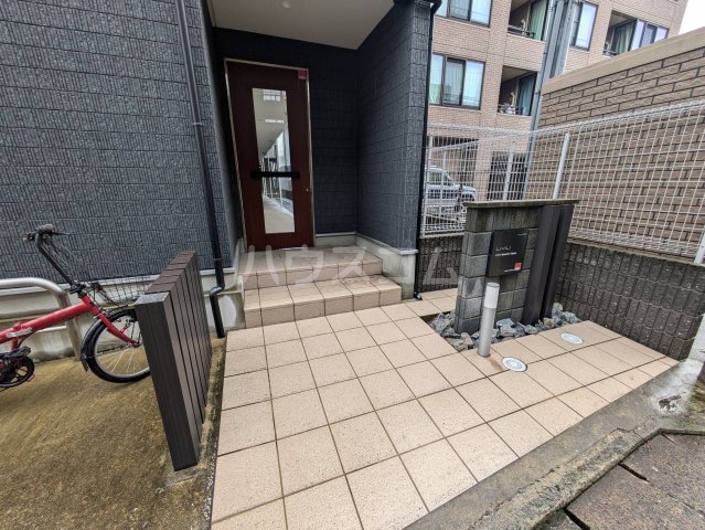 2/8 エントランス