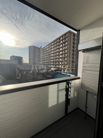 22/30 バルコニー